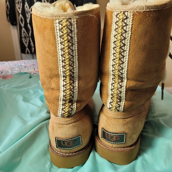 UGG ROMMY LACE UP CHESTNUT BOOT - Picture 13 of 16